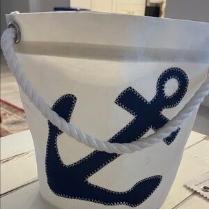 Authentic Sea Bags of Maine bucket bag. White with navy anchor